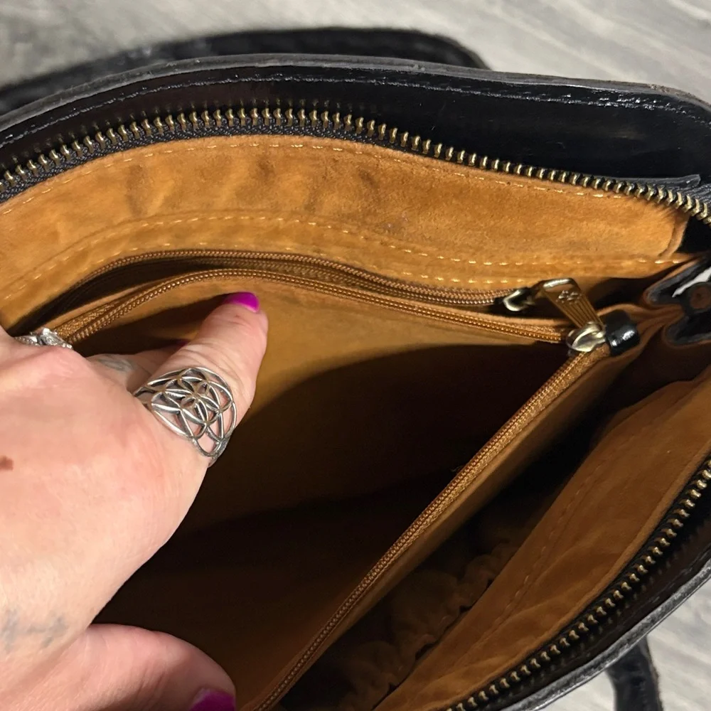 Patricia Nash Tartan Leather Shoulder Bag - Picture 11 of 16